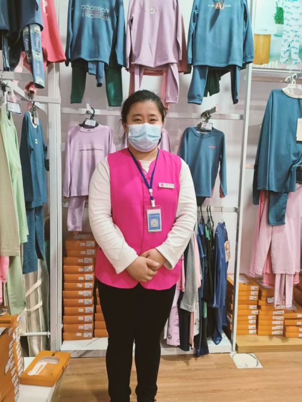 【新時代商廈寶龍店】企業(yè)文化踐行者（1）想顧客之所想，急顧客之所急