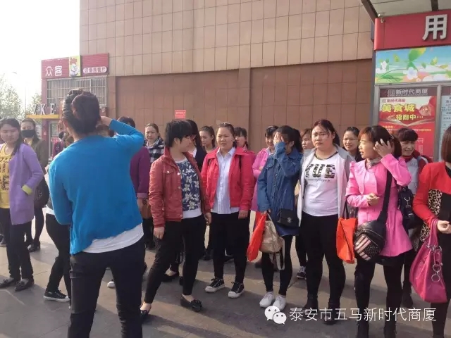 青春不言敗，愛(ài)拼才會(huì)贏。五馬店春季拔河比賽實(shí)況記錄！