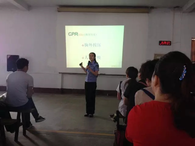 五馬新時(shí)代快訊 | 山東健康教育委員會(huì)專家來(lái)我商廈授課！