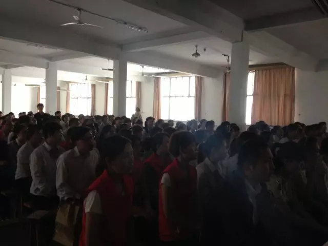 五馬新時(shí)代快訊 | 山東健康教育委員會(huì)專家來(lái)我商廈授課！