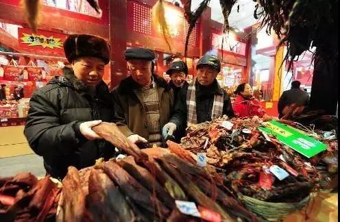 時(shí)代儒商｜新時(shí)代商廈徐家樓店首屆年貨大集 你的年味我們承包了！