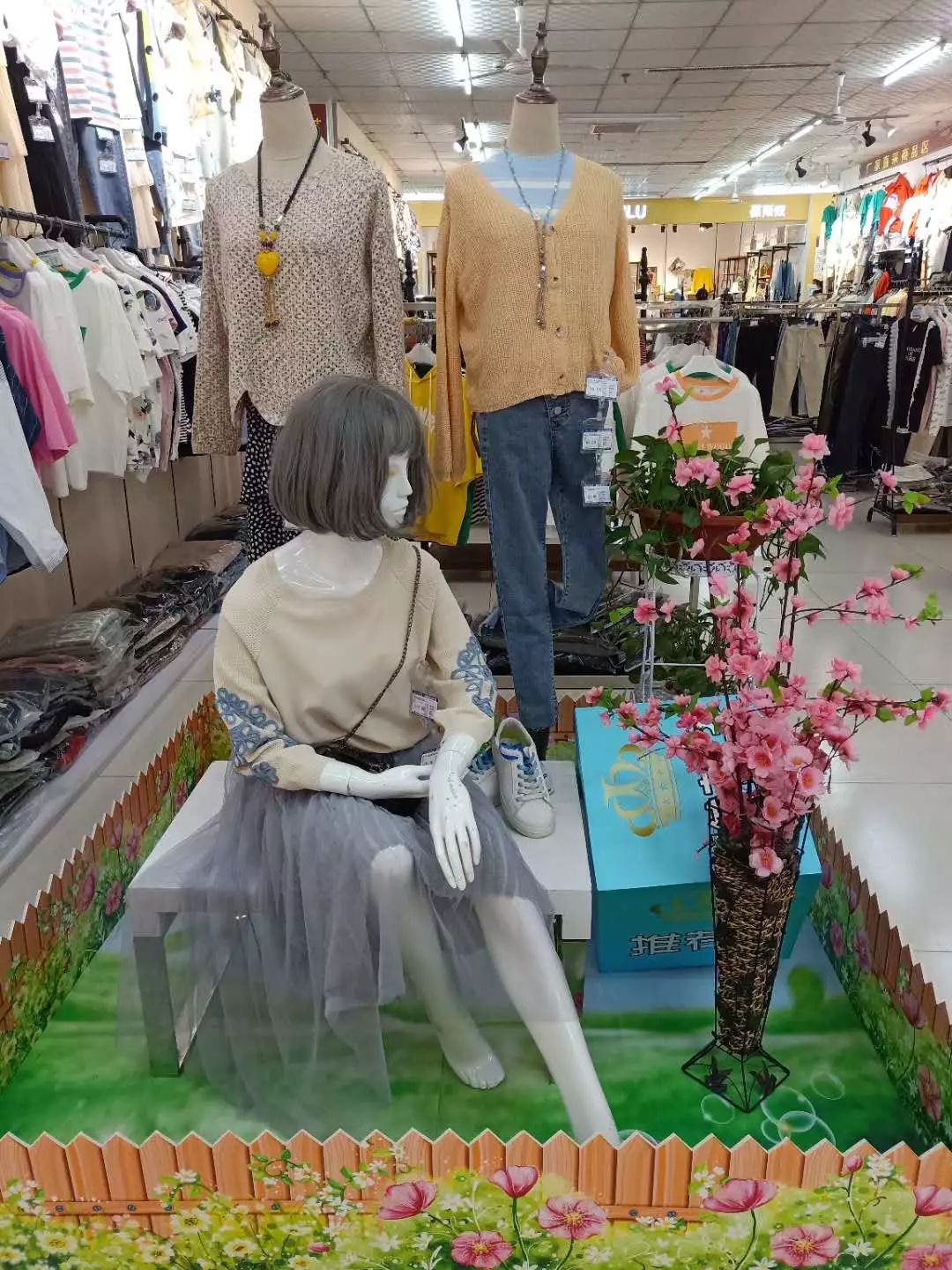 新時代商廈｜春季出游 當然要打扮的美美噠！