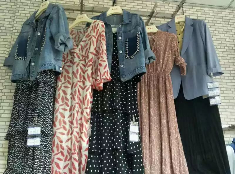 新時代商廈｜春季出游 當然要打扮的美美噠！